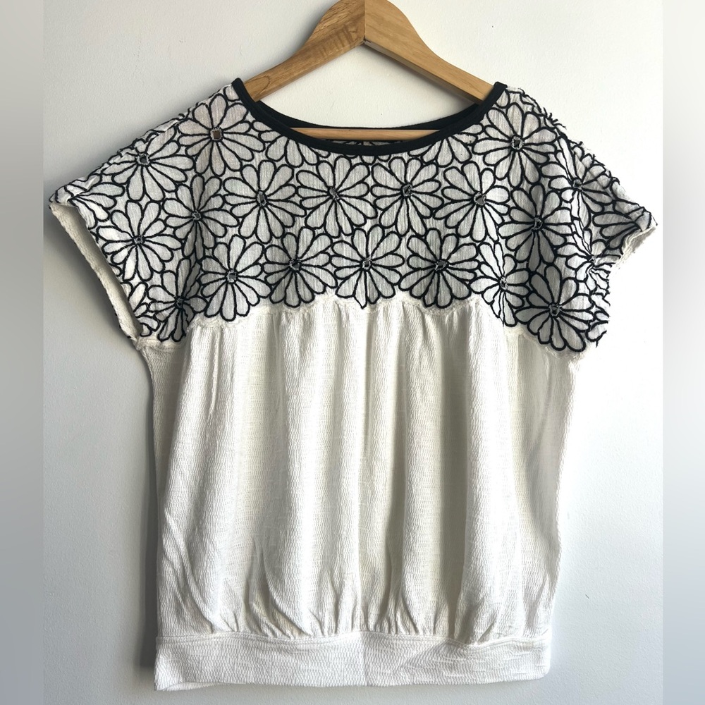 FP In Full Bloom Embroidered Eyelet Mesh Boho Romantic Festive Blouse Small